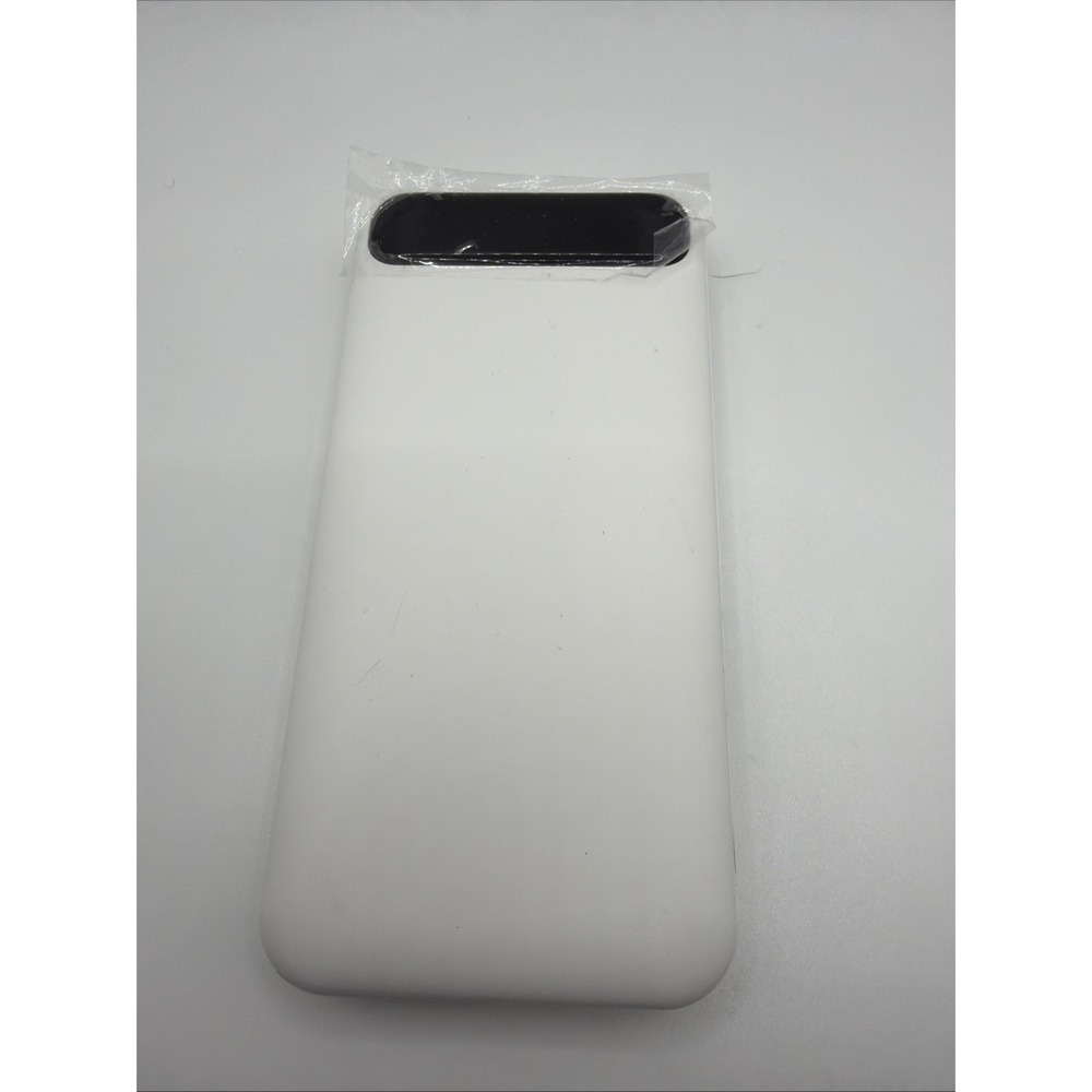Hinne 10000mAh White‎ Power Bank. Slim And Sleek.